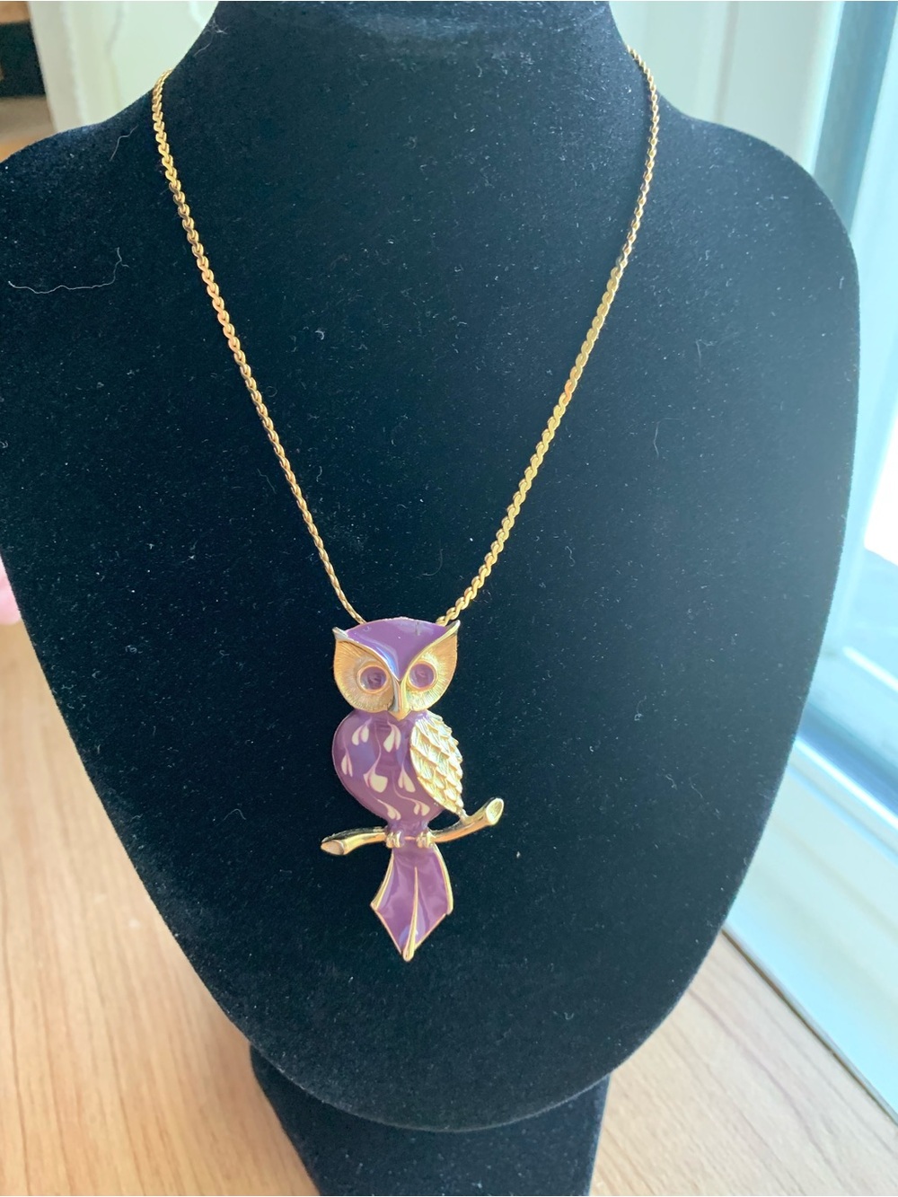 Vintage Gold-Tone Enameled Purple Owl Pendant 24” Necklace